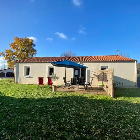 Renove Au Coeur Du Vignoble Nantais, Proche Hellfest, Terrasse, Jardin Clos, Parking, Velos A Dispo - Fr-1-306-1230 Feriehus