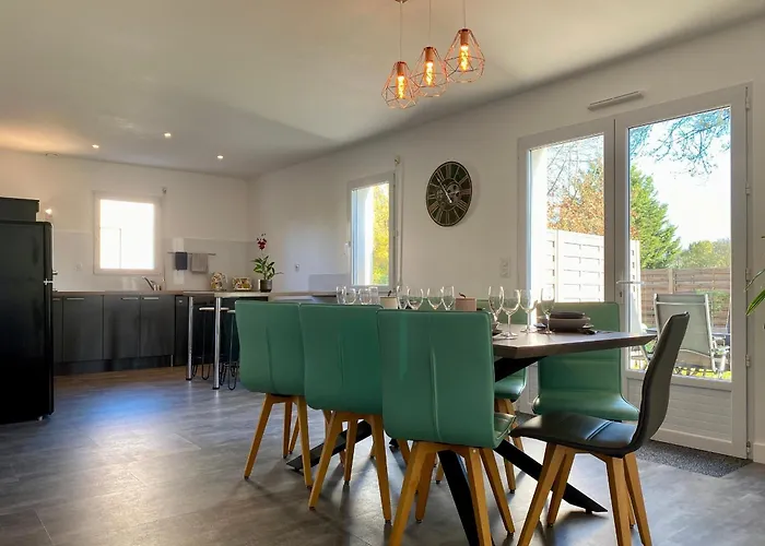 Renove Au Coeur Du Vignoble Nantais, Proche Hellfest, Terrasse, Jardin Clos, Parking, Velos A Dispo - Fr-1-306-1230 * קליסון